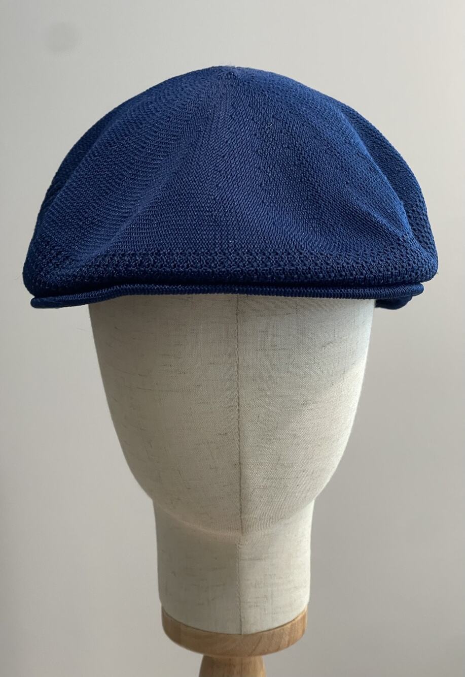Vintage BEE HATS Hat Cap Flat Mens One Size Blue Knit Lightweight Breathable